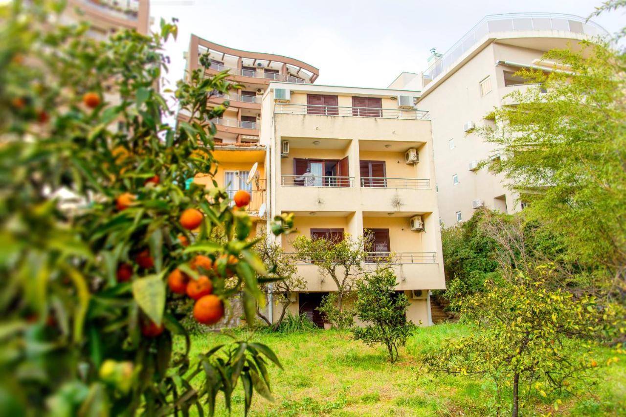 Guest House Mandarina Будва Экстерьер фото