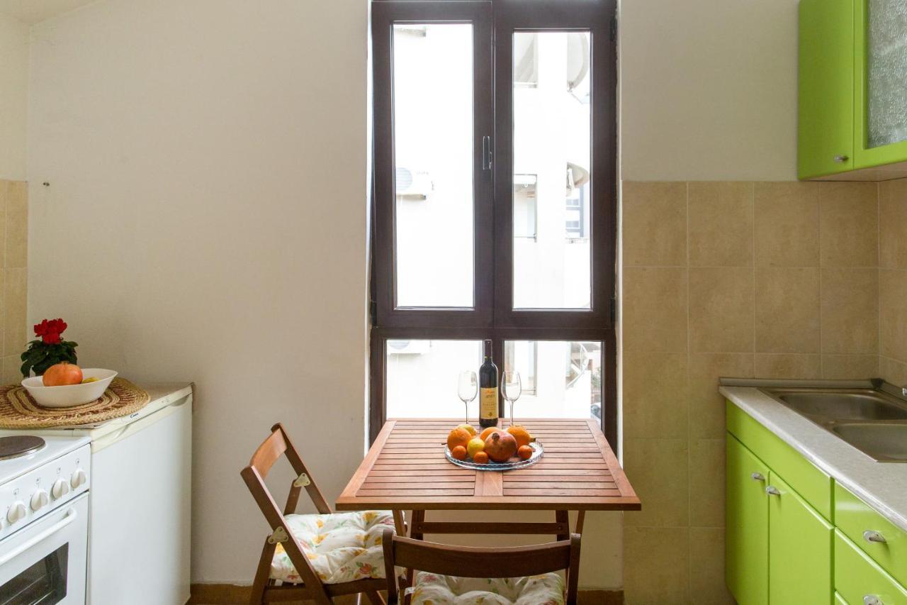Guest House Mandarina Будва Экстерьер фото