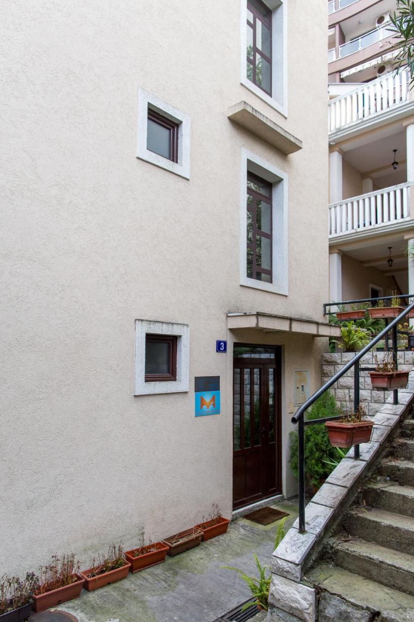 Guest House Mandarina Будва Экстерьер фото