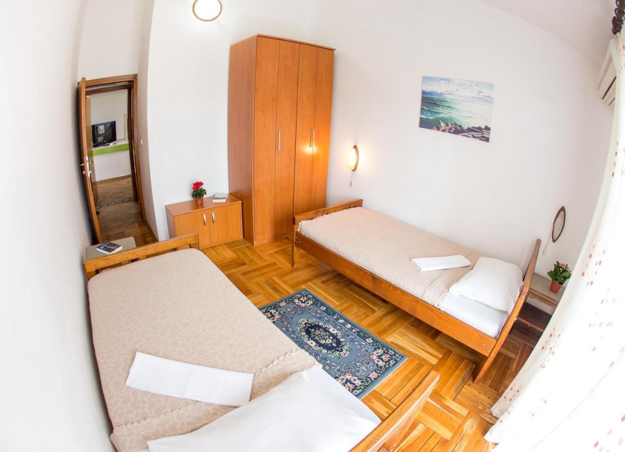 Guest House Mandarina Будва Экстерьер фото